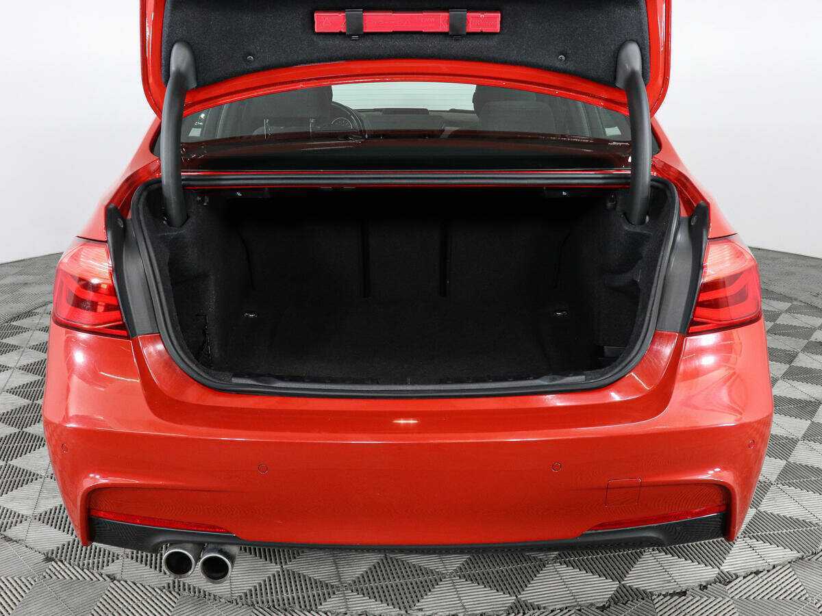 Купить BMW 3 серии 320i xDrive, 2018, 140 600 км, фото №9