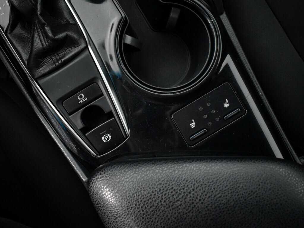 Купить Toyota Camry, 2018, 165 958 км, фото №9