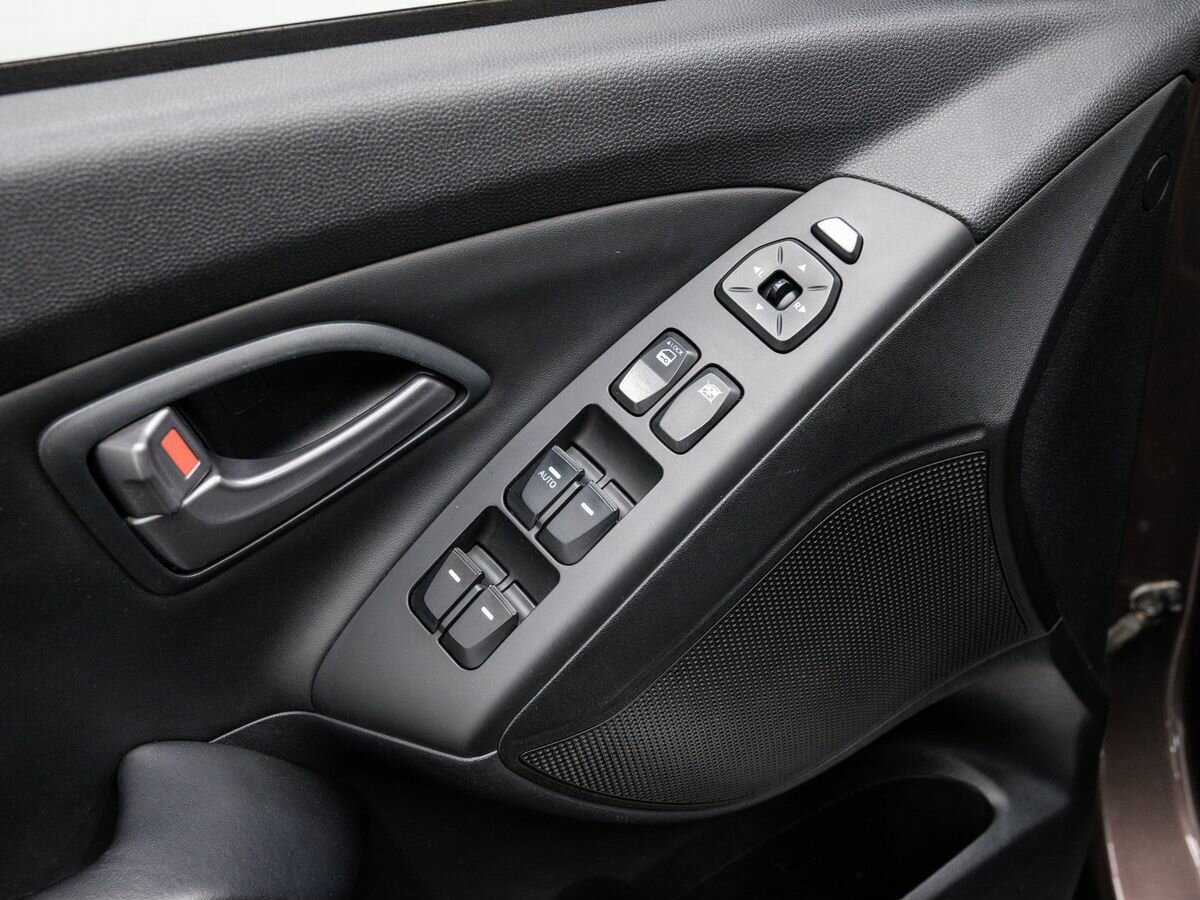 Купить Hyundai ix35, 2014, 201 000 км, фото №16