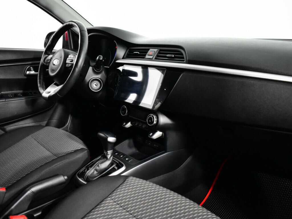 Купить Kia Rio, 2018, 115 324 км, фото №9