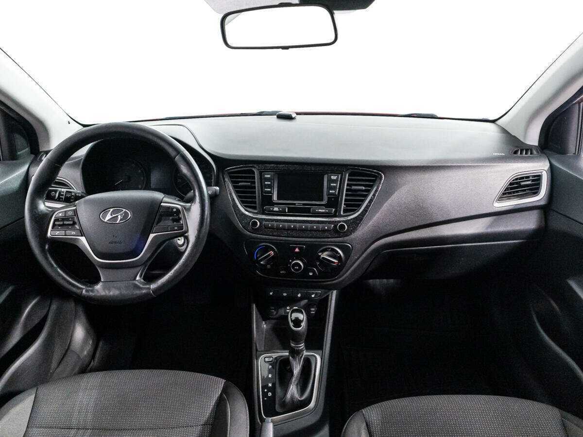Купить Hyundai Solaris, 2018, 165 780 км, фото №13