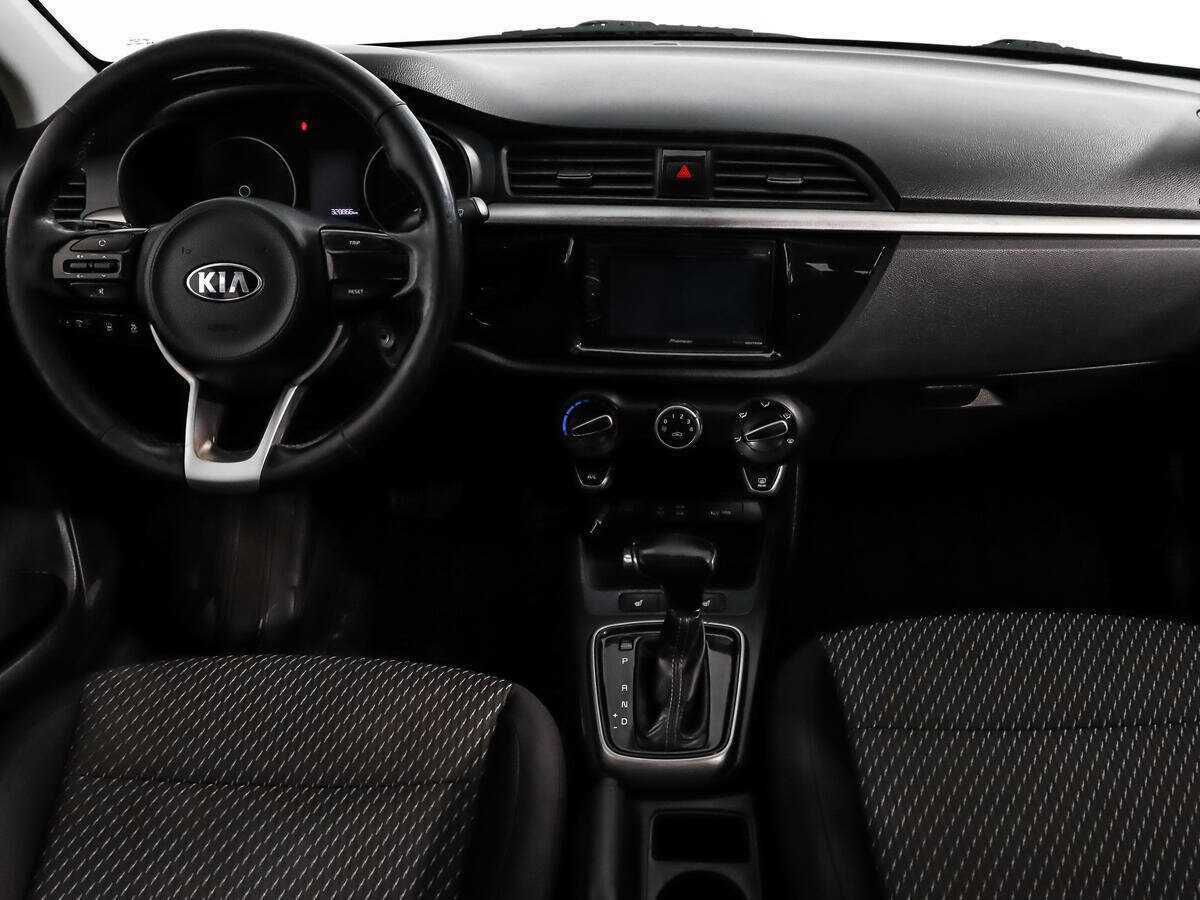 Купить Kia Rio, 2018, 328 864 км, фото №12