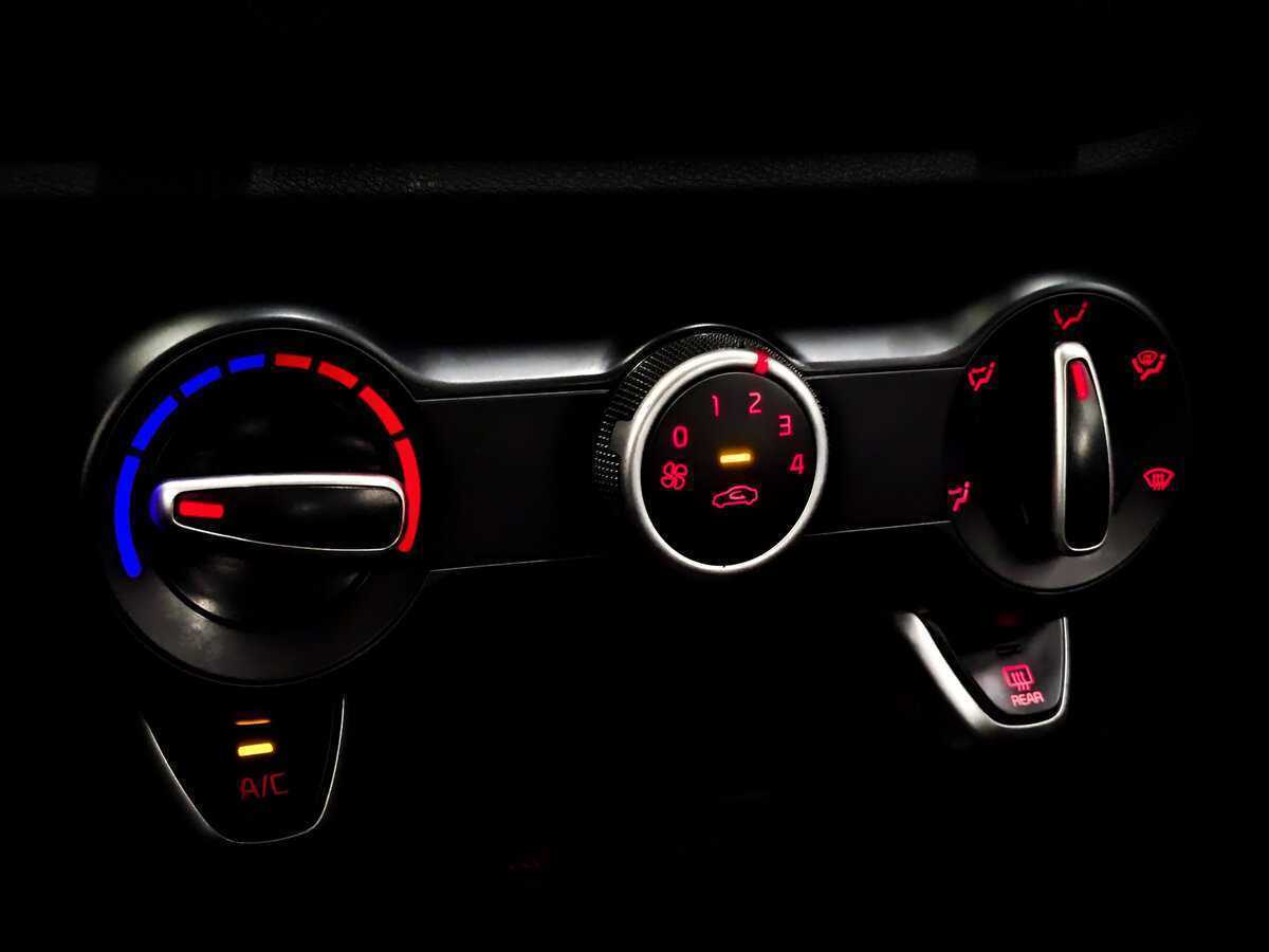 Купить Kia Rio X-Line, 2020, 177 292 км, фото №23