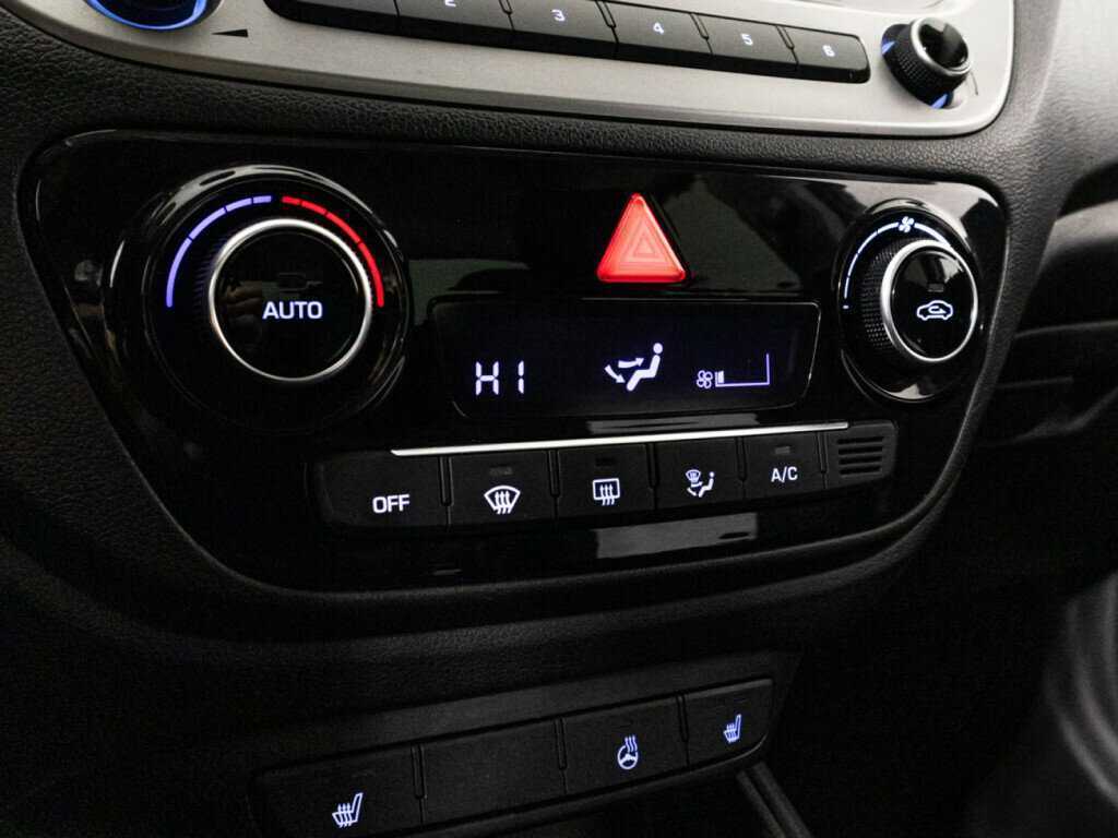 Купить Hyundai Solaris, 2019, 41 424 км, фото №15