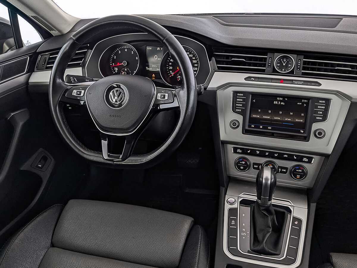 Купить Volkswagen Passat, 2016, 135 253 км, фото №28