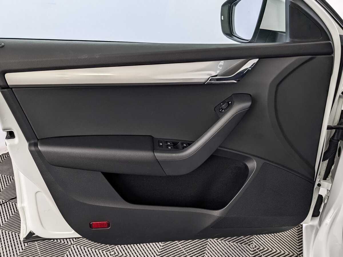 Купить Skoda Octavia, 2019, 79 692 км, фото №17
