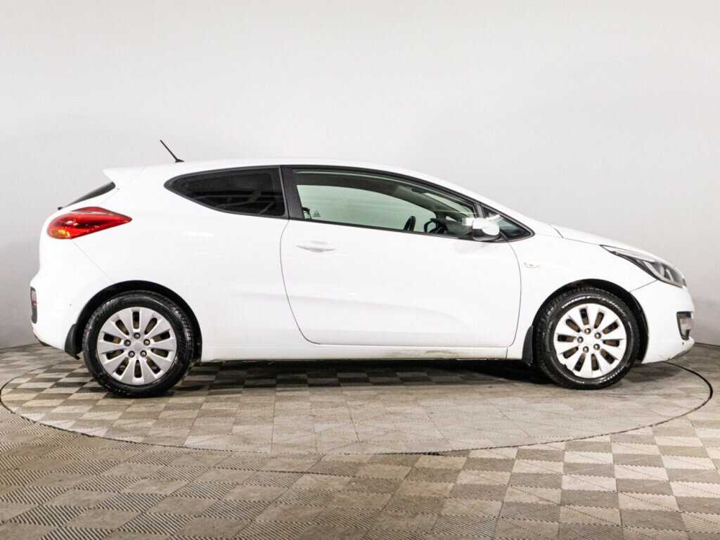 Купить Kia Ceed, 2013, 155 000 км, фото №4