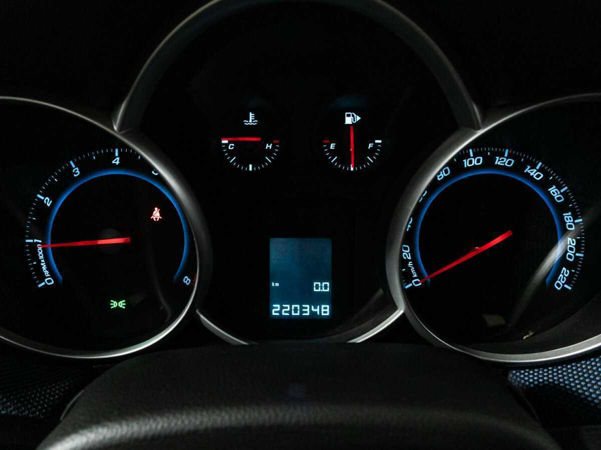 Купить Chevrolet Cruze, 2014, 220 346 км, фото №12