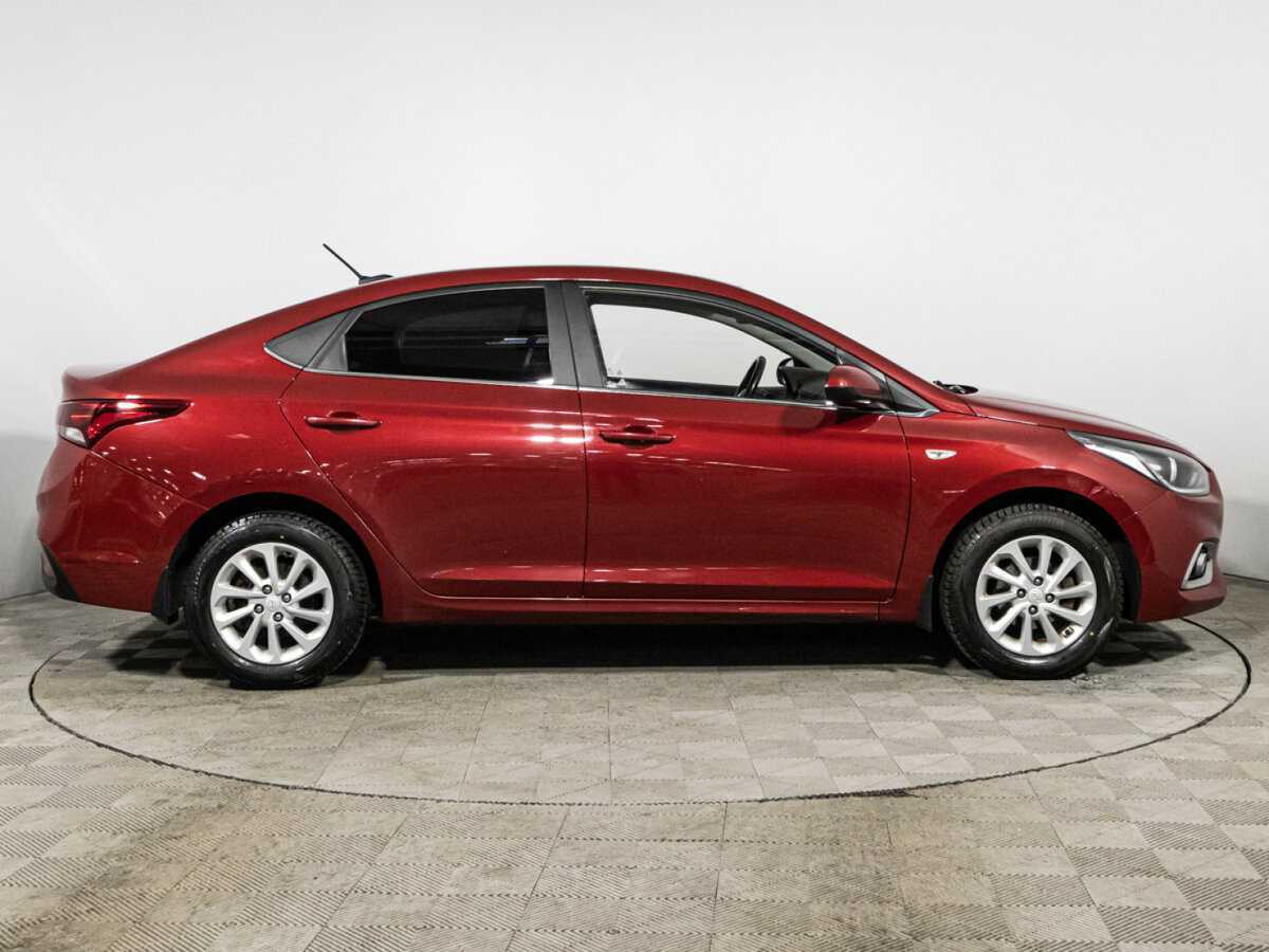 Купить Hyundai Solaris, 2017, 157 026 км, фото №4