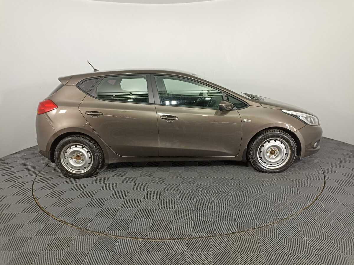 Купить Kia Ceed, 2012, 108 029 км, фото №4