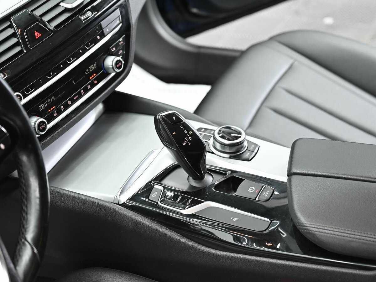 Купить BMW 5 серии 520d xDrive, 2017, 178 000 км, фото №12