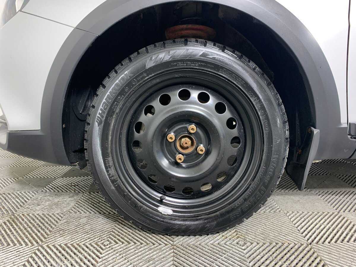 Купить Lada (ВАЗ) Vesta SW Cross, 2017, 208 000 км, фото №9