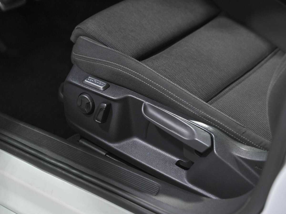 Купить Volkswagen Passat, 2015, 183 172 км, фото №15