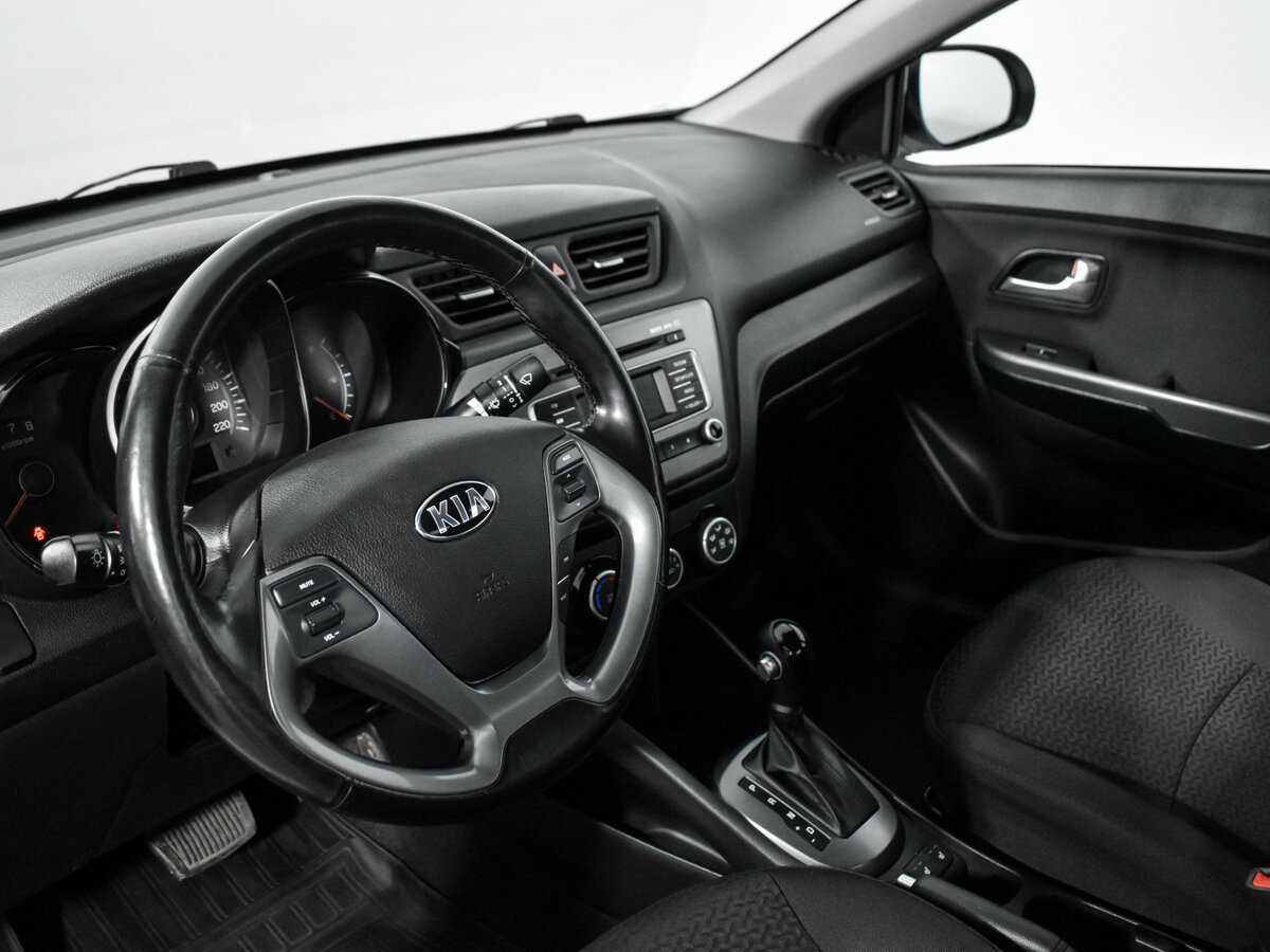 Купить Kia Rio, 2016, 76 280 км, фото №9