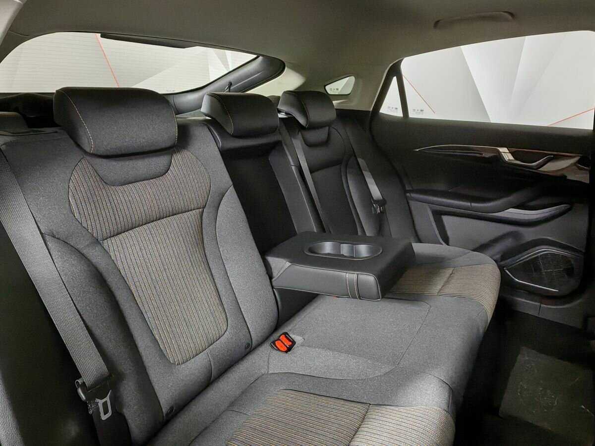 Купить FAW Bestune B70, 2023, 15 866 км, фото №13