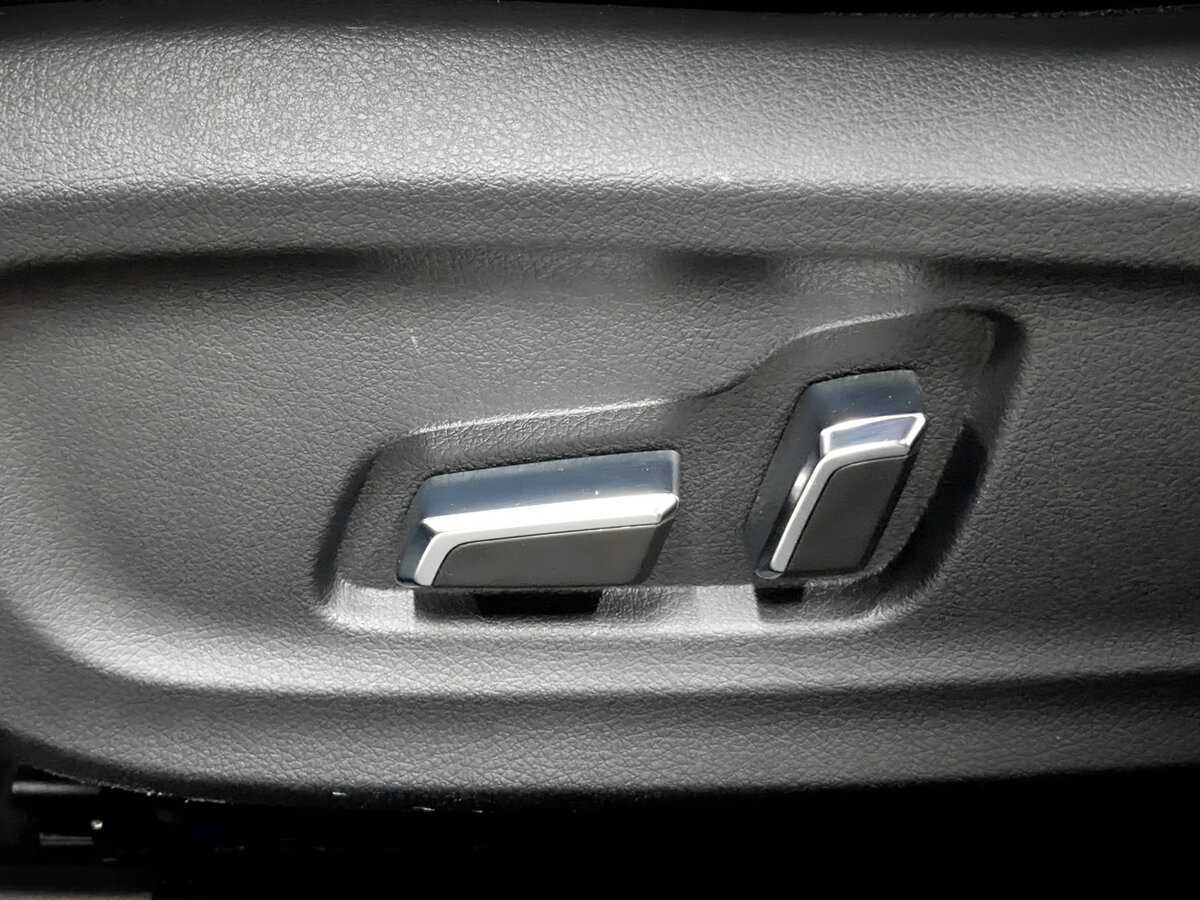 Купить FAW Bestune B70, 2023, 19 932 км, фото №21