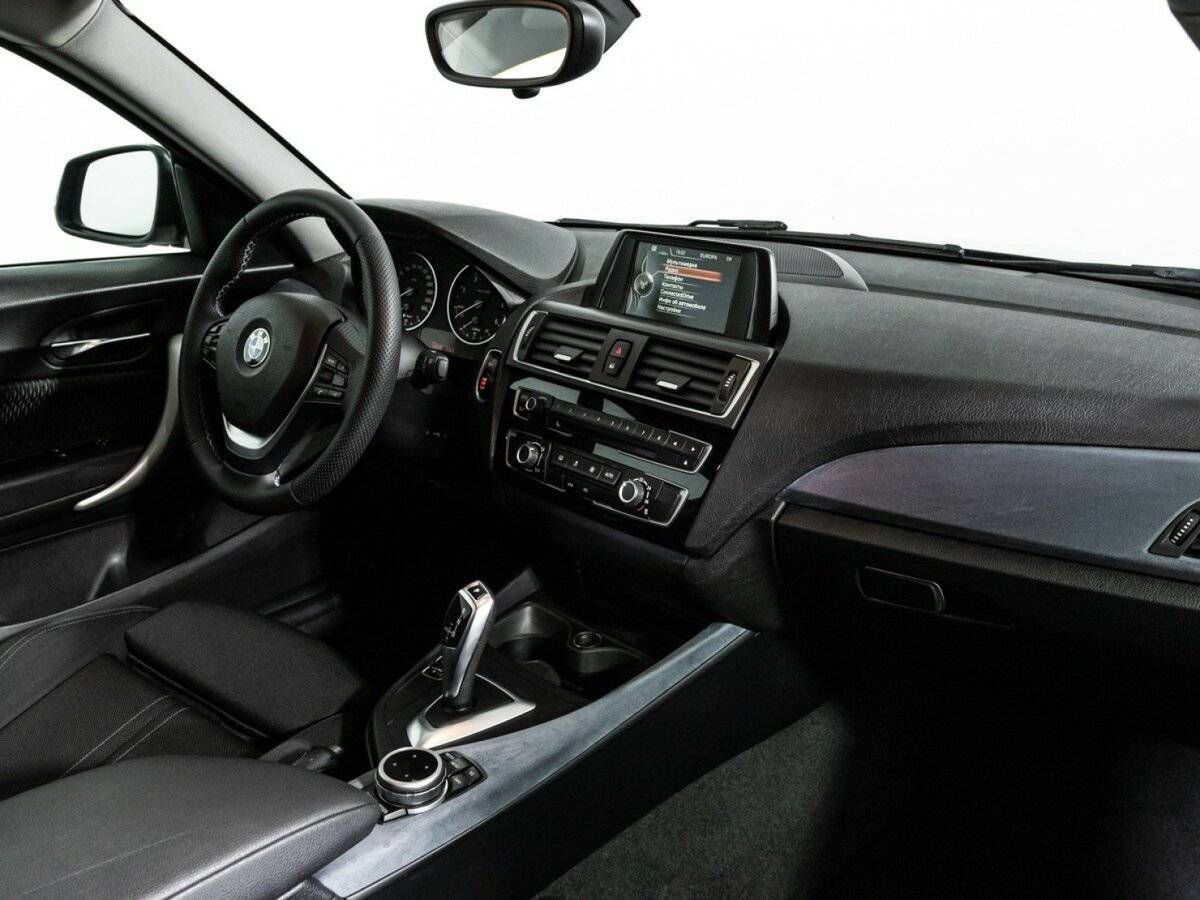 Купить BMW 1 серии 116d, 2017, 106 246 км, фото №9