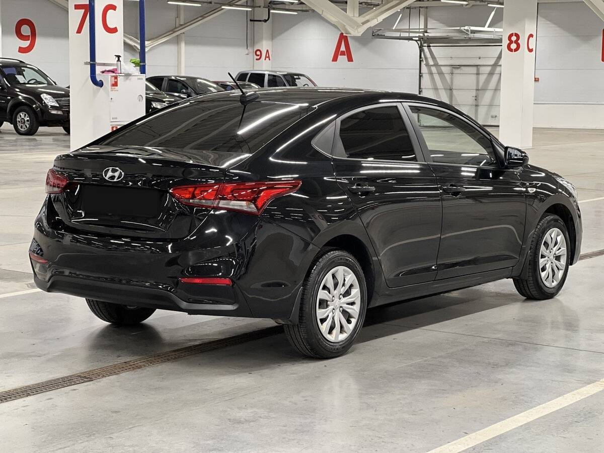 Купить Hyundai Solaris, 2017, 88 195 км, фото №4