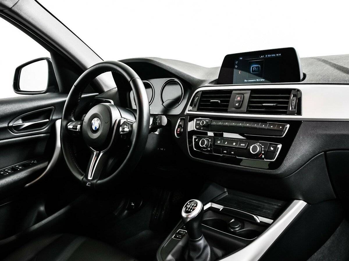 Купить BMW 1 серии 118i, 2018, 50 000 км, фото №9