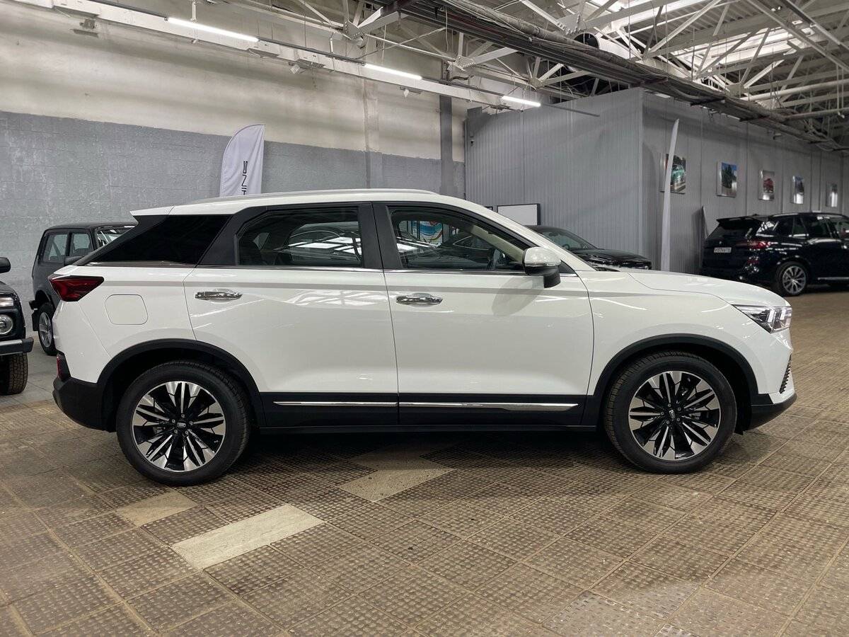 Купить FAW Bestune T77, 2023, 100 км, фото №4