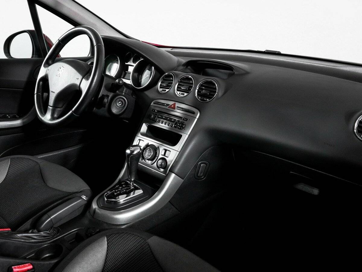 Купить Peugeot 308, 2012, 103 187 км, фото №9