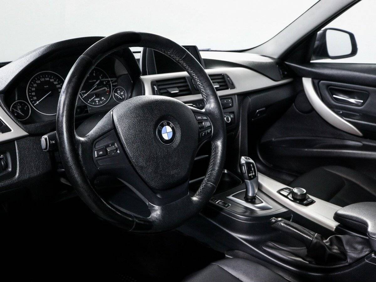 Купить BMW 3 серии 320i, 2014, 244 273 км, фото №14