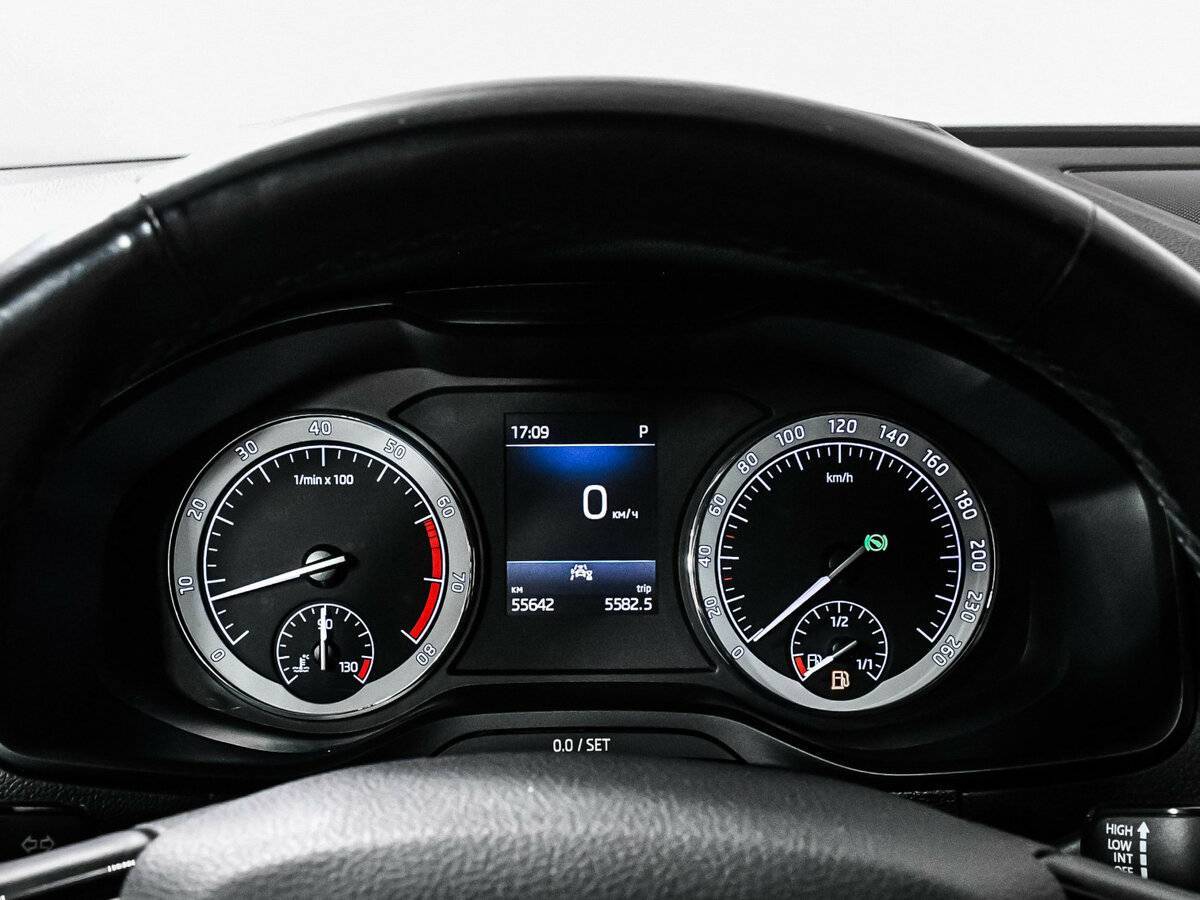 Купить Skoda Karoq, 2020, 55 563 км, фото №10