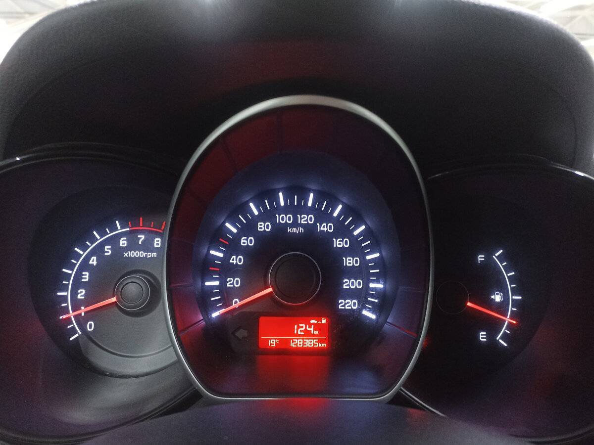 Купить Kia Rio, 2015, 128 385 км, фото №13