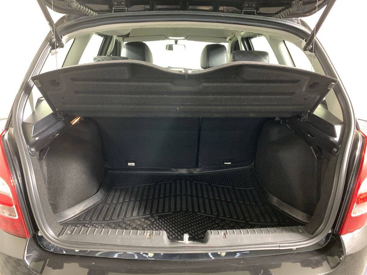 Купить Lada (ВАЗ) Granta Cross, 2023, 69 939 км, фото №19