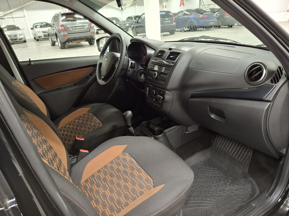 Купить Lada (ВАЗ) Granta Cross I Рестайлинг, 2023, 712 км, фото №11