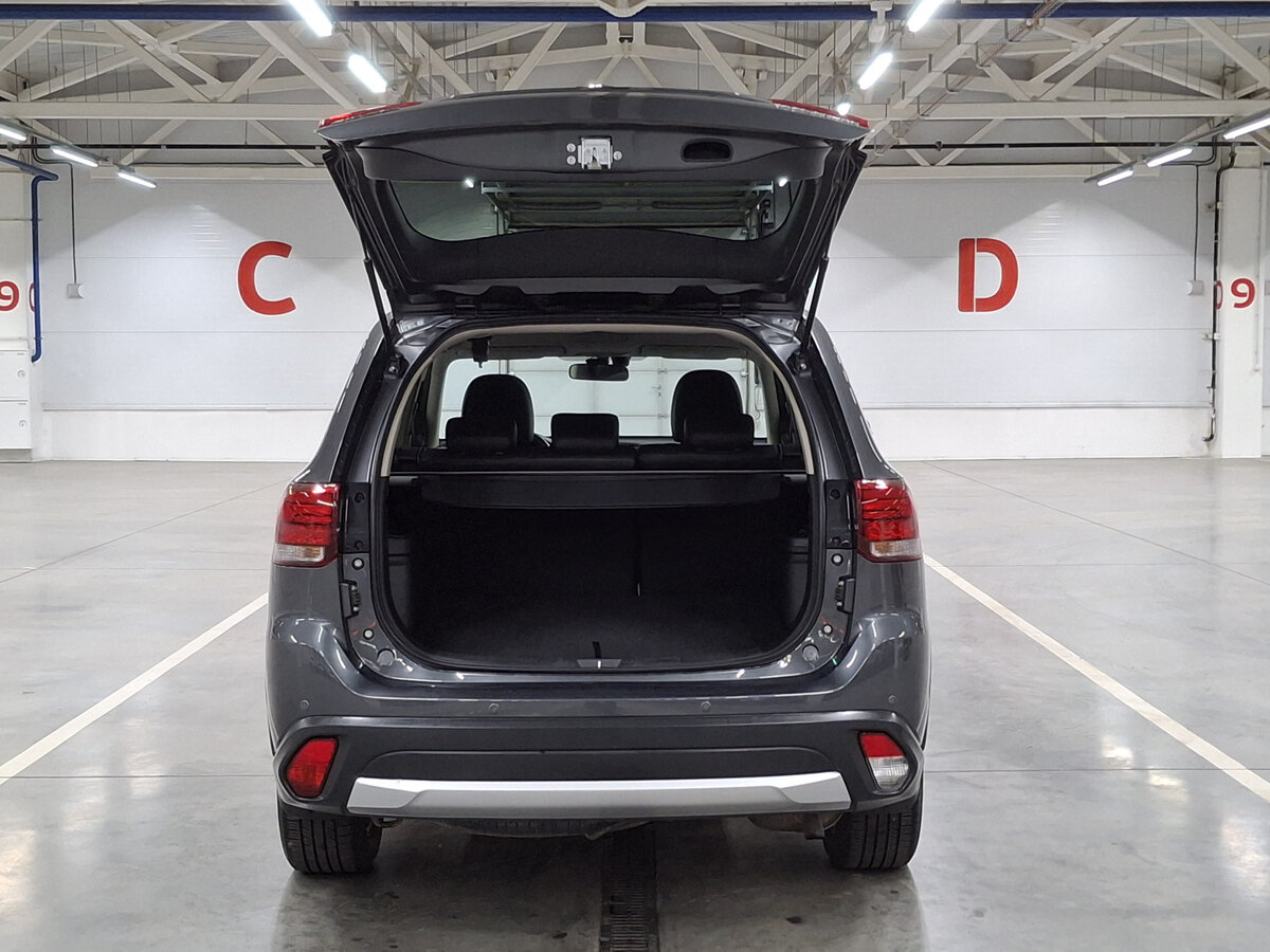 Купить Mitsubishi Outlander III Рестайлинг 2, 2016, 77 853 км, фото №10