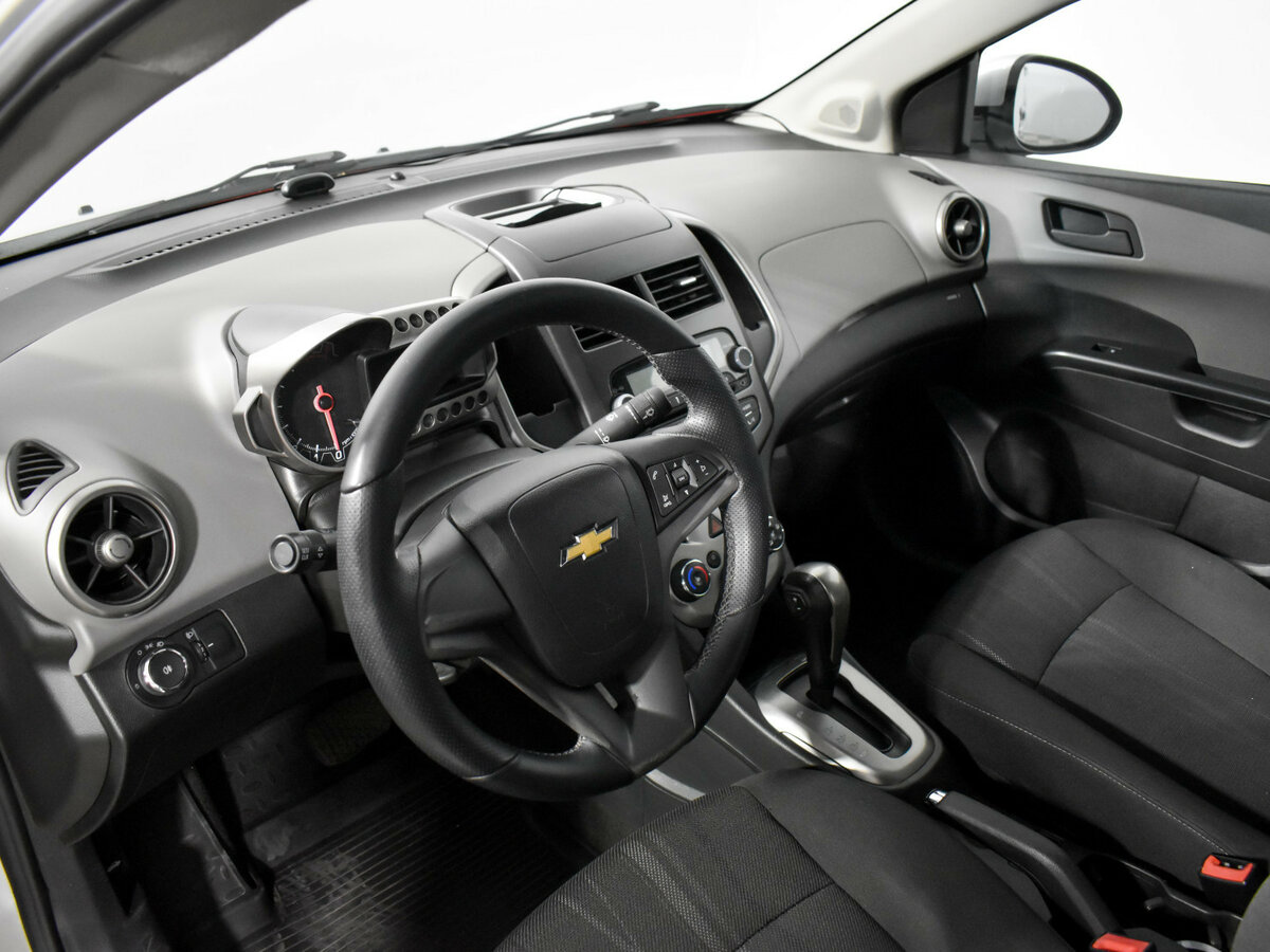 Купить Chevrolet Aveo II, 2014, 157 000 км, фото №9