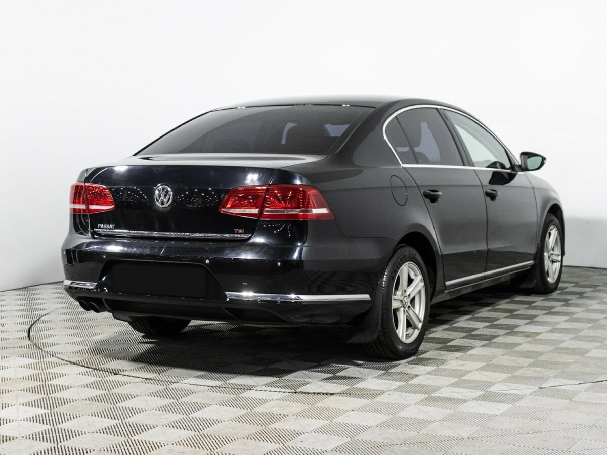 Купить Volkswagen Passat B7, 2012, 230 000 км, фото №4