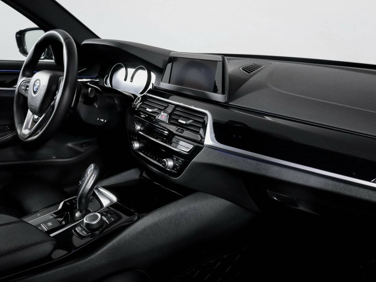 Купить BMW 5 серии 520d VII (G30/G31/G38), 2019, 88 808 км, фото №9