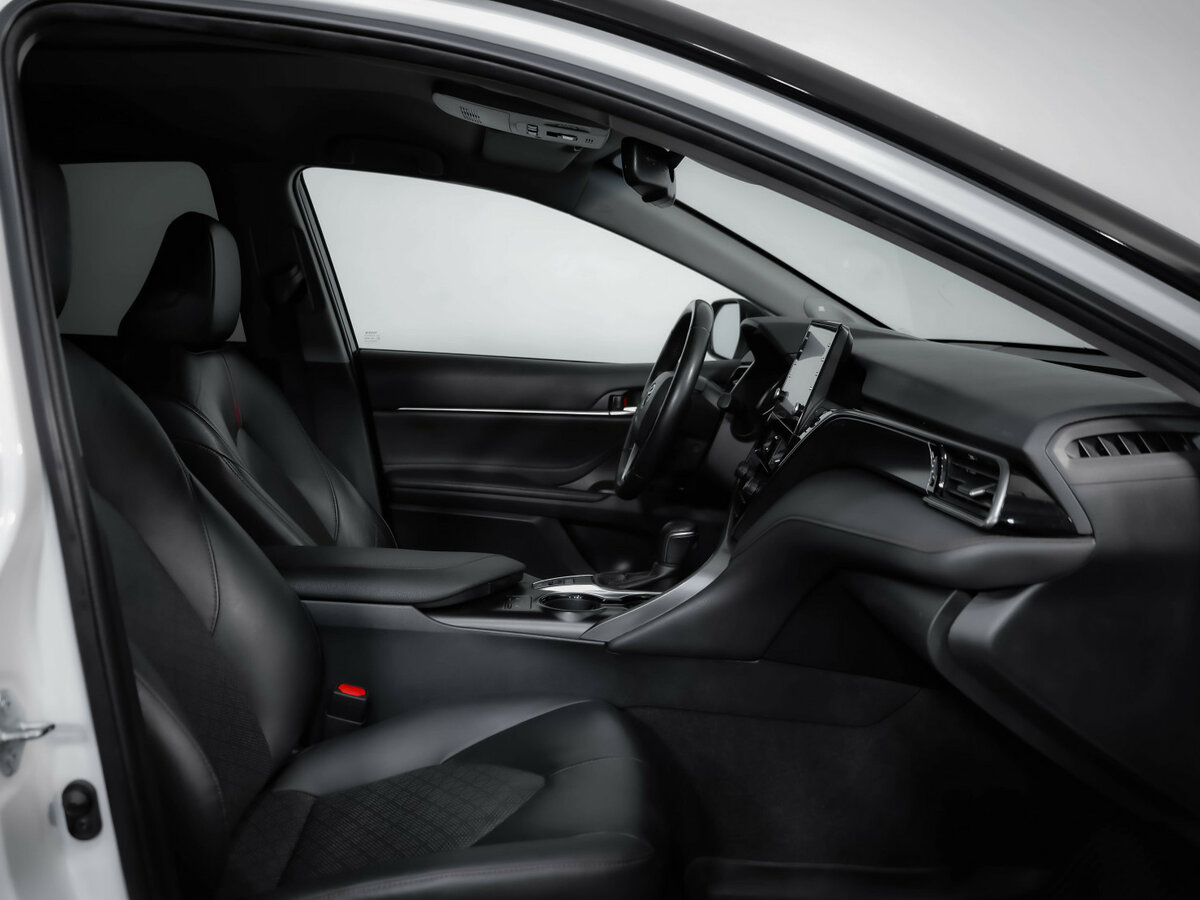 Купить Toyota Camry VIII (XV70) Рестайлинг, 2021, 142 330 км, фото №23