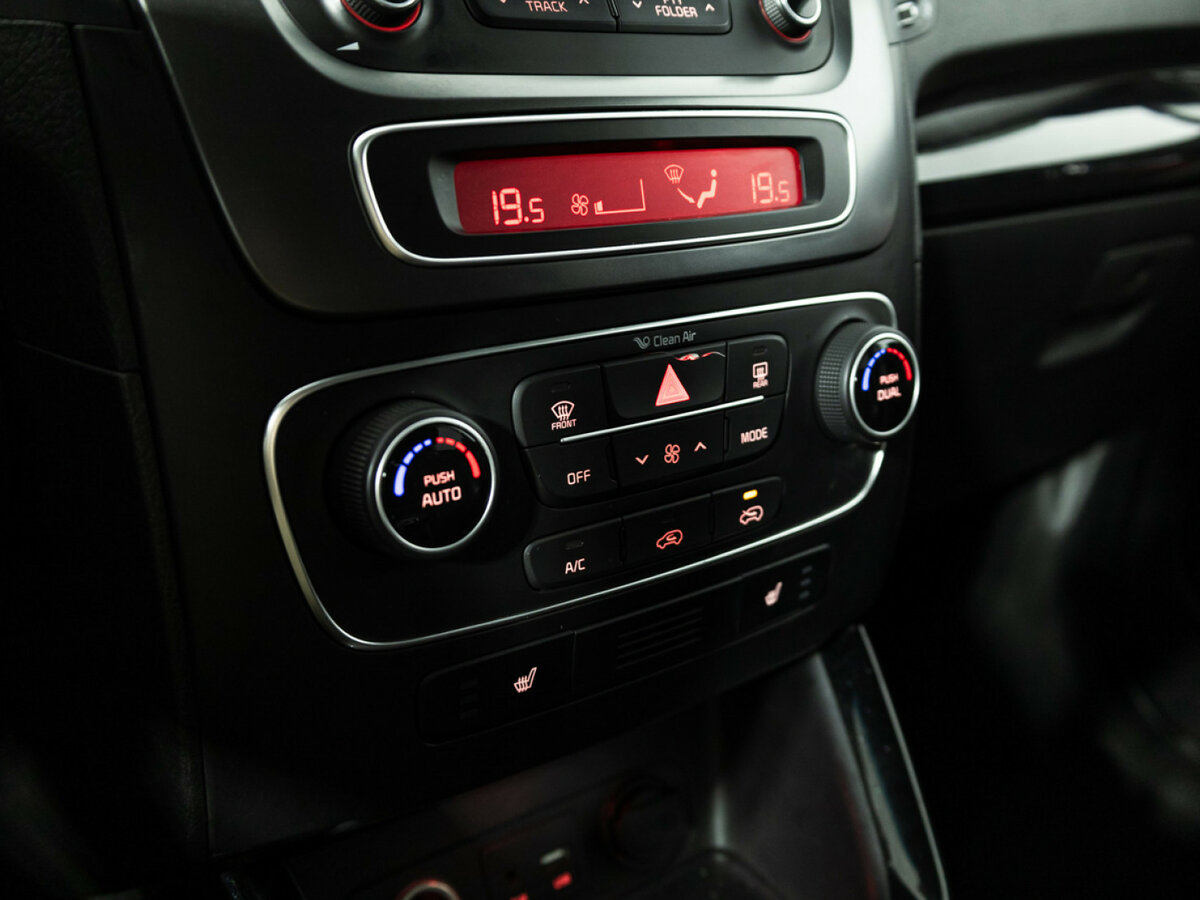 Купить Kia Sorento II Рестайлинг, 2019, 93 814 км, фото №16