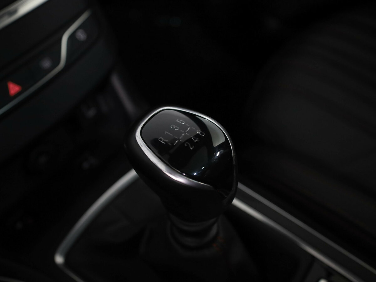 Купить Peugeot 308 II Рестайлинг, 2019, 147 759 км, фото №11