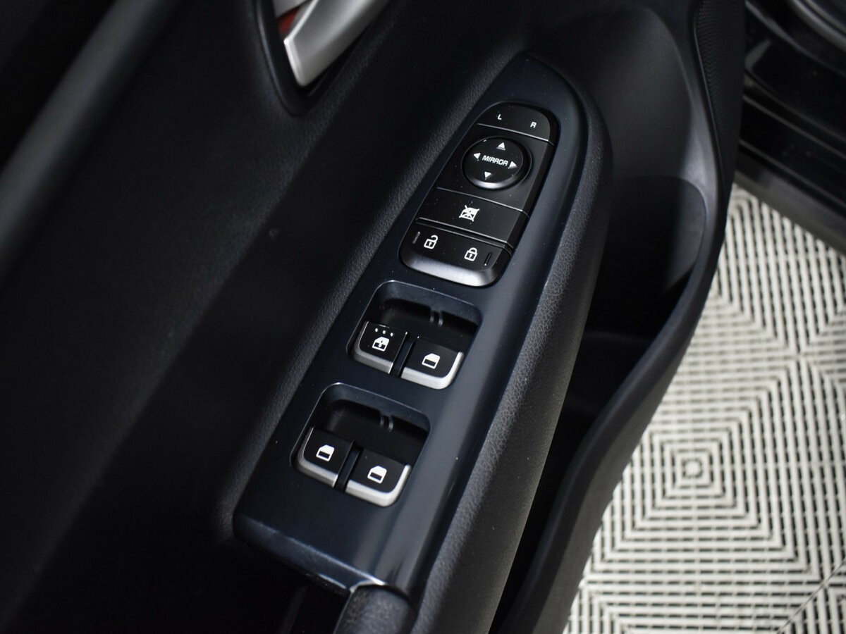 Купить Kia Rio X-Line IV, 2019, 232 783 км, фото №14